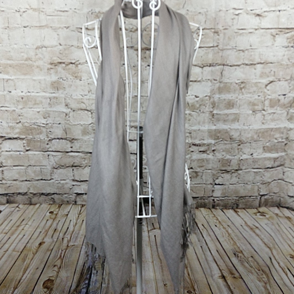 Scarf Gray Fringe